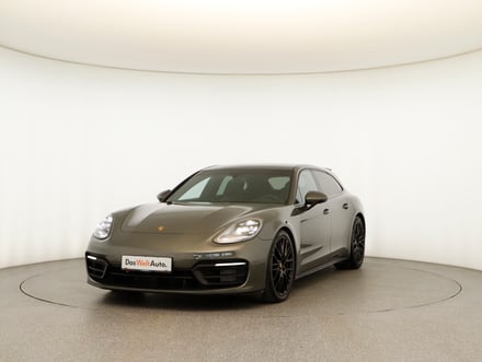 Porsche Panamera 4 E-Hybrid