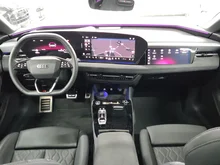 Audi A6 Avant e-tron quattro in Daytonagrau Perleffekt