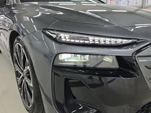 Audi A6 Avant e-tron quattro in Daytonagrau Perleffekt