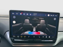 VW ID.4 Pro 4MOTION 220 kW Business -77 kWh in Scale Silver Metallic Dach schwarz