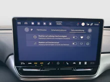 VW ID.4 Pro 4MOTION 220 kW Business -77 kWh in Scale Silver Metallic Dach schwarz
