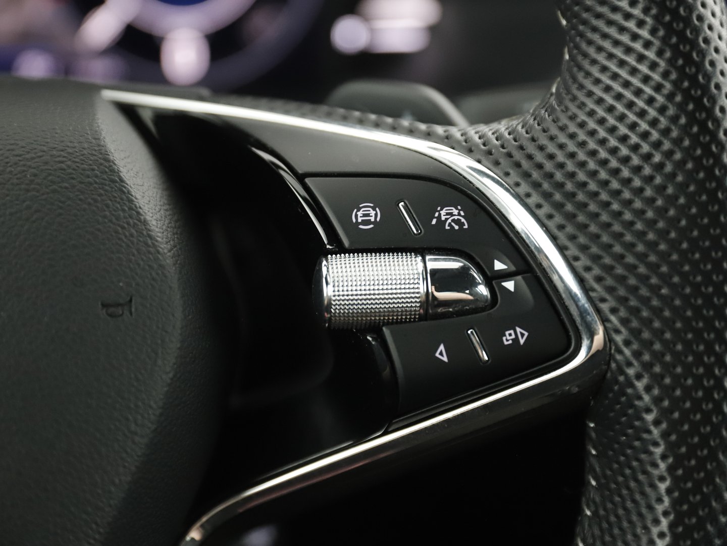 Škoda SUPERB Combi iV SPORTLINE DSG | Bild 12 von 26