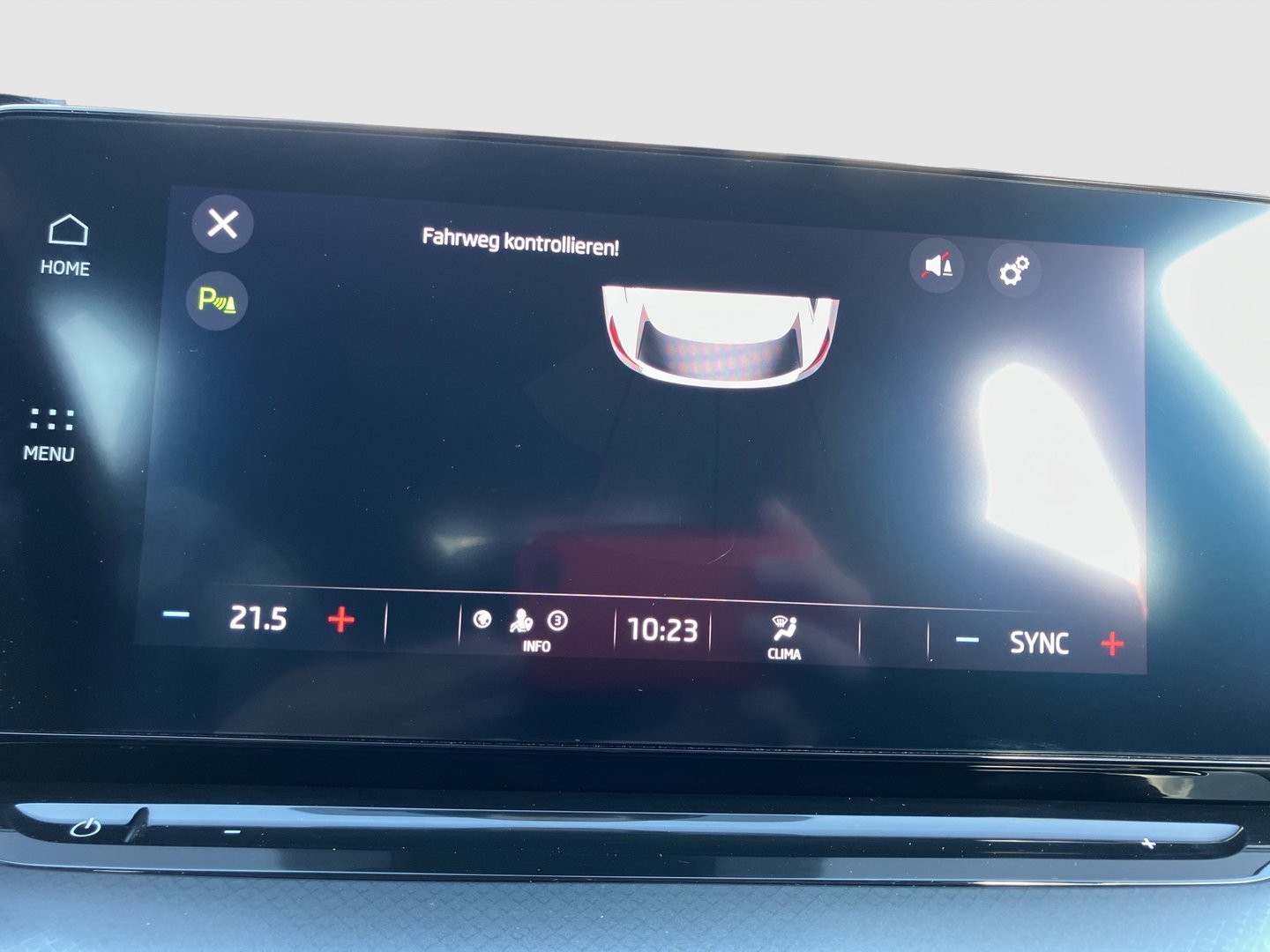 Škoda OCTAVIA Combi 4x4 Ambition TDI DSG | Bild 16 von 24