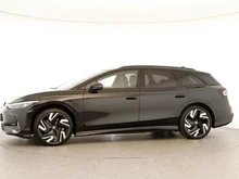VW ID.7 Tourer GTX 4MOTION 250kW Business in Grenadillschwarz Metallic