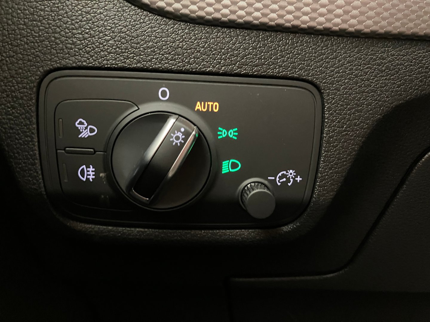 Audi Q2 30 TDI | Bild 10 von 30