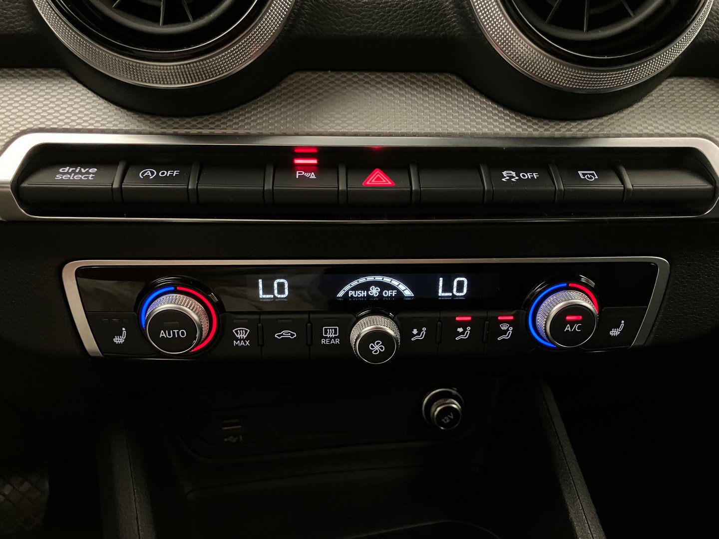 Audi Q2 30 TDI | Bild 24 von 30