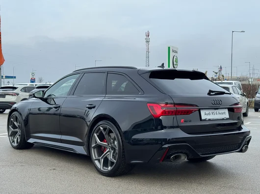 Bild eines Audi RS 6 Avant performance