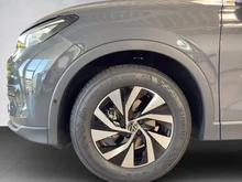 VW Tiguan Friends eTSI DSG in Delfingrau Metallic