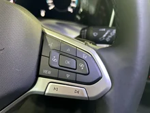 VW Golf Rabbit mHEV DSG in Delfingrau Metallic