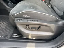 Škoda Peaq Sportline 90x in Moon-Weiß Metallic