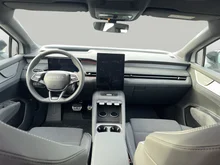 Škoda Peaq Sportline 90x in Moon-Weiß Metallic