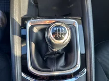 Mazda CX-5 Attraction 2WD in dunkelrot-metallic