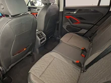 VW Tiguan Friends eTSI DSG in Deep Black Perleffekt