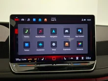 VW Tiguan Friends eTSI DSG in Deep Black Perleffekt