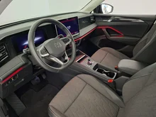 VW Tiguan Friends eTSI DSG in Deep Black Perleffekt