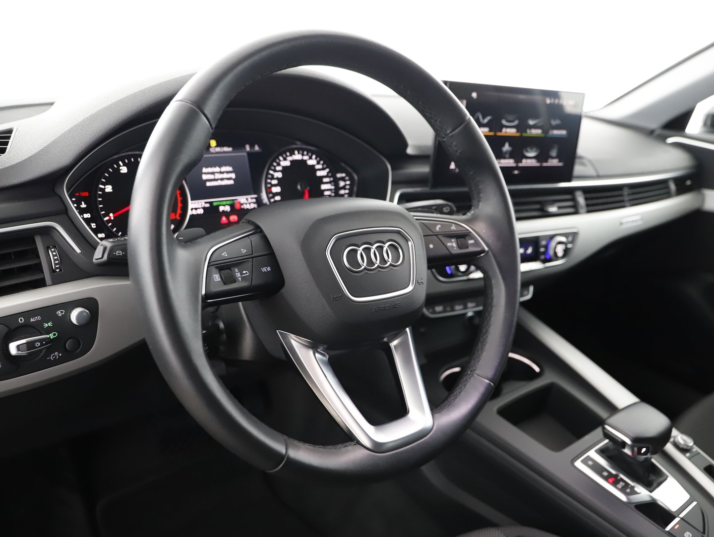 Audi A4 Avant 40 TDI quattro S line | Bild 8 von 18