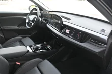 Audi Q6 e-tron in H1 Manhattangrau Metallic