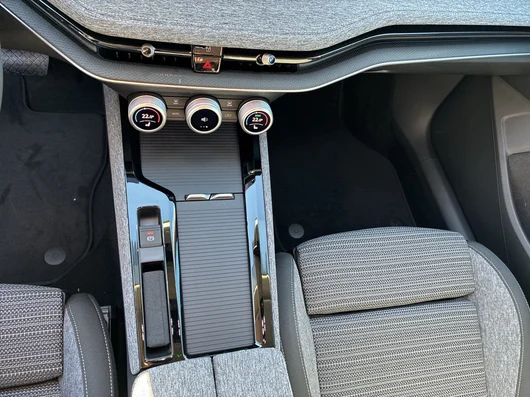 Bild eines Škoda Superb Combi Selection TSI mHEV DSG
