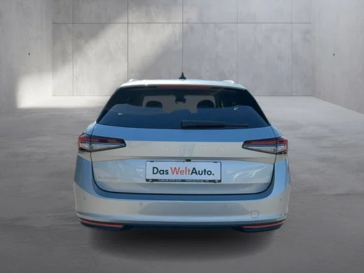 Bild eines Škoda Superb Combi Selection TSI mHEV DSG