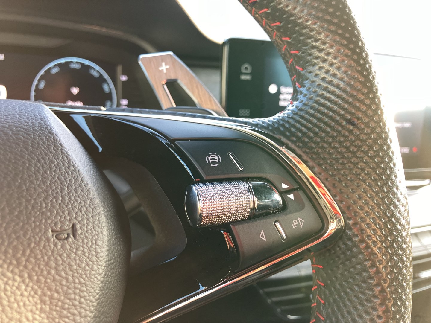 Škoda OCTAVIA 4x4 RS TDI DSG | Bild 12 von 26