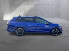VW Golf Variant Sport mHeV DSG in Lapiz Blue Metallic