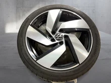 Thumbnail-Foto von Fahrzeug