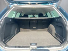 VW Passat Variant Elegance TDI DSG in AQUAMARINBLAU METALLIC