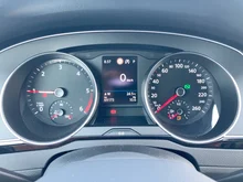 VW Passat Variant Elegance TDI DSG in AQUAMARINBLAU METALLIC
