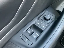 VW Passat Variant Elegance TDI DSG in AQUAMARINBLAU METALLIC