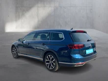 VW Passat Variant Elegance TDI DSG in AQUAMARINBLAU METALLIC