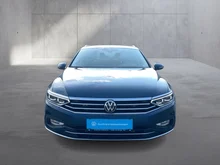 VW Passat Variant Elegance TDI DSG in AQUAMARINBLAU METALLIC