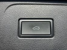 VW Passat Variant Elegance TDI DSG in AQUAMARINBLAU METALLIC