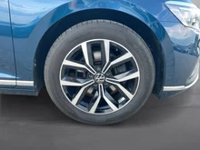 VW Passat Variant Elegance TDI DSG in AQUAMARINBLAU METALLIC