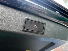 Škoda Superb Combi SportLine TDI DSG in Black-Magic Perleffekt