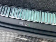 Škoda Superb Combi SportLine TDI DSG in Black-Magic Perleffekt
