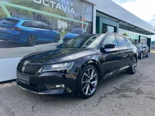 Škoda Superb Combi SportLine TDI DSG in Black-Magic Perleffekt