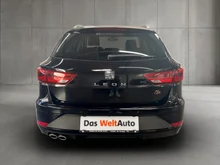 SEAT Leon Kombi FR TSI ACT in Nacht-Schwarz Metallic