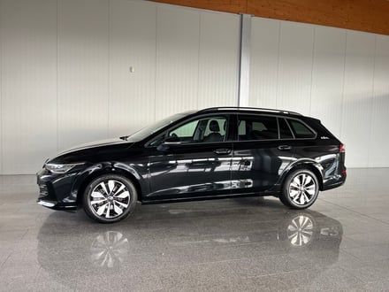 VW Golf Variant Life TSI