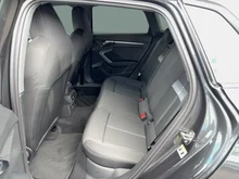 Audi A3 Sportback 30 TFSI in Manhattangrau Metallic