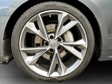 Audi A5 Sportback 2.0 TDI in dunkelgrau - metallic-perleffekt