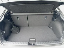 Audi A1 Sportback 30 TFSI intense in Gletscherweiss Metallic