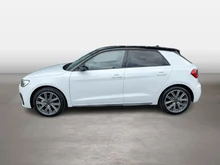 Audi A1 Sportback 30 TFSI intense in Gletscherweiss Metallic