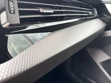 Audi A1 Sportback 30 TFSI intense in Gletscherweiss Metallic