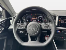 Audi A1 Sportback 30 TFSI intense in Gletscherweiss Metallic