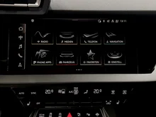 Audi A3 Sportback 30 TFSI in Brillantschwarz