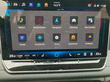 VW Tiguan Friends TDI DSG in Deep Black Perleffekt