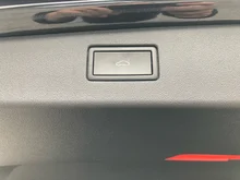 VW Tiguan Friends TDI DSG in Deep Black Perleffekt