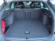 Škoda Octavia Combi Sportline TDI DSG in Graphit-Grau Metallic