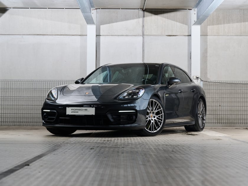 Porsche Panamera 4 E-Hybrid ST Platinum Edition