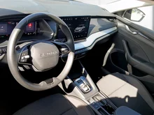 Škoda Octavia Combi Selection TSI mHEV DSG in Black-Magic Perleffekt